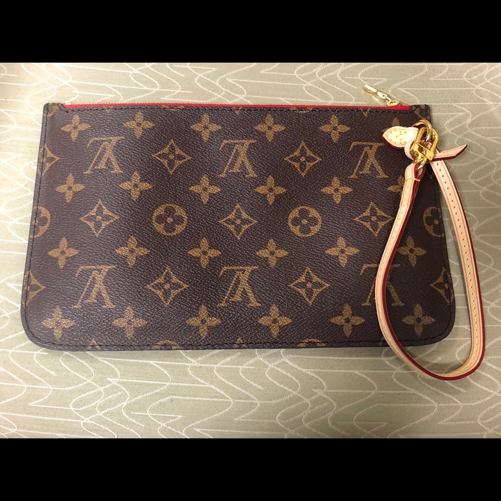 Pochette pouch Wristlet Louis Vuitton Neverfull